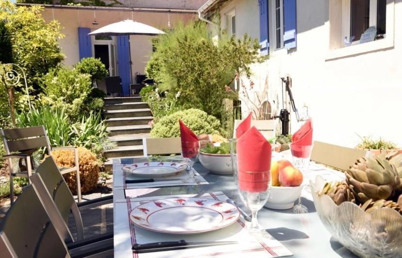 Apartament Gite Chez Madeleine Louhans Zewnętrze zdjęcie