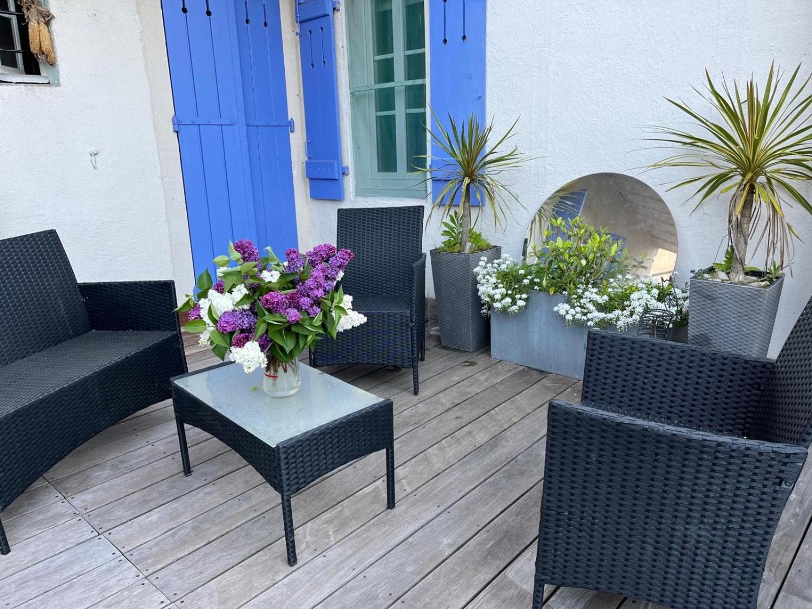 Apartament Gite Chez Madeleine Louhans Zewnętrze zdjęcie