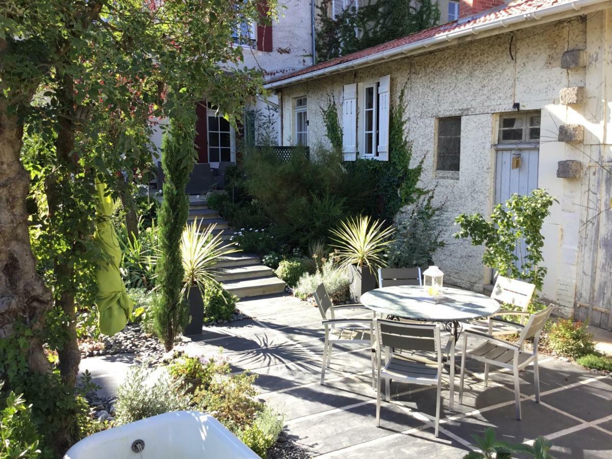 Apartament Gite Chez Madeleine Louhans Zewnętrze zdjęcie